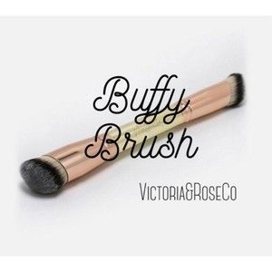 Maskcara (Seint) Buffy Brush